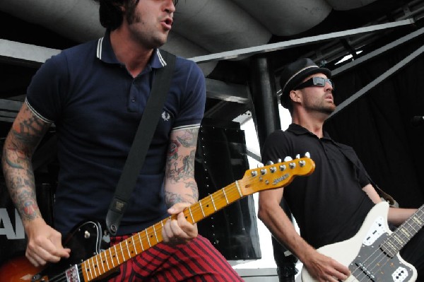 The Briggs on the Hurley Stage, Warped Tour, Verizon Wireless Amphitheater,