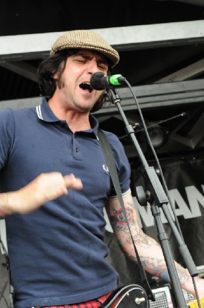 The Briggs on the Hurley Stage, Warped Tour, Verizon Wireless Amphitheater,