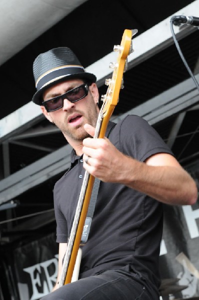 The Briggs on the Hurley Stage, Warped Tour, Verizon Wireless Amphitheater,