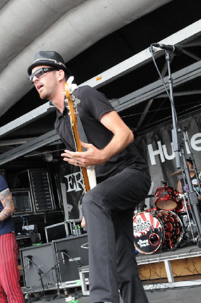 The Briggs on the Hurley Stage, Warped Tour, Verizon Wireless Amphitheater,