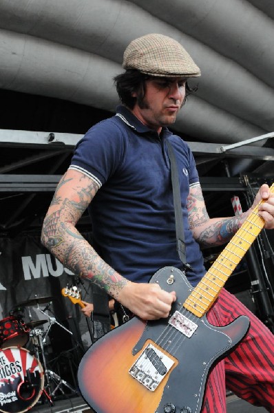The Briggs on the Hurley Stage, Warped Tour, Verizon Wireless Amphitheater,