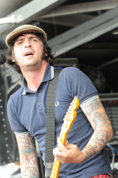 The Briggs on the Hurley Stage, Warped Tour, Verizon Wireless Amphitheater,