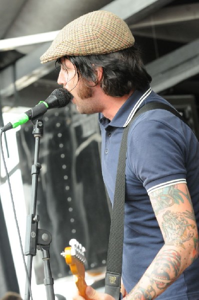 The Briggs on the Hurley Stage, Warped Tour, Verizon Wireless Amphitheater,
