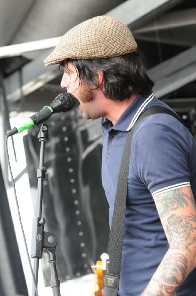 The Briggs on the Hurley Stage, Warped Tour, Verizon Wireless Amphitheater,