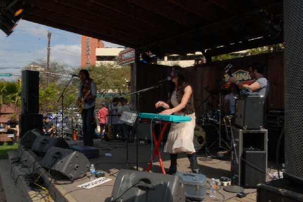 The Golden Dogs at the Roky Erickson Ice Cream Social at Threadgill's, Aust