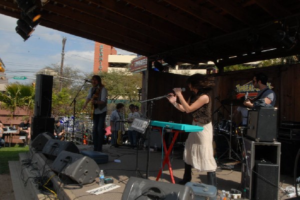 The Golden Dogs at the Roky Erickson Ice Cream Social at Threadgill's, Aust