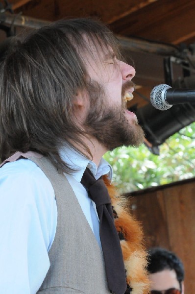 The Golden Dogs at the Roky Erickson Ice Cream Social at Threadgill's, Aust