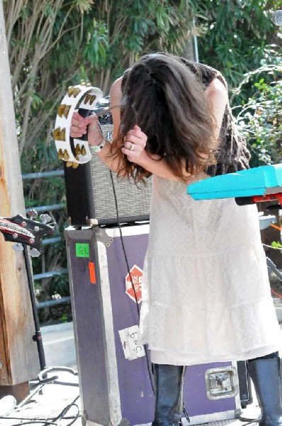 The Golden Dogs at the Roky Erickson Ice Cream Social at Threadgill's, Aust