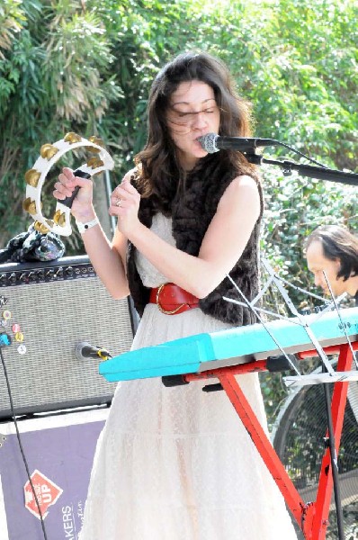 The Golden Dogs at the Roky Erickson Ice Cream Social at Threadgill's, Aust
