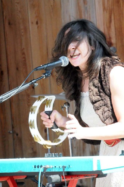 The Golden Dogs at the Roky Erickson Ice Cream Social at Threadgill's, Aust
