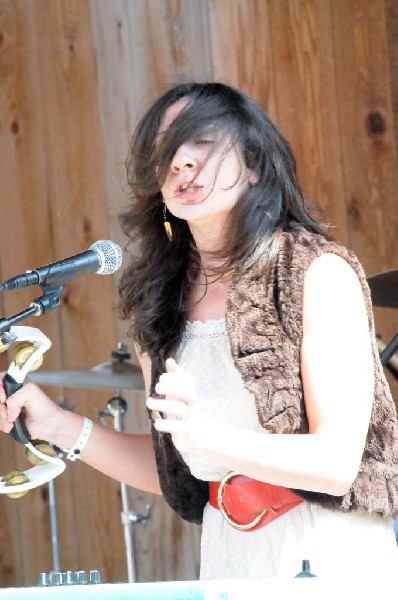 The Golden Dogs at the Roky Erickson Ice Cream Social at Threadgill's, Aust