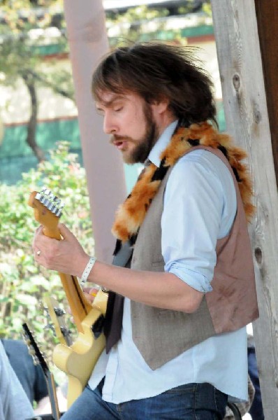 The Golden Dogs at the Roky Erickson Ice Cream Social at Threadgill's, Aust