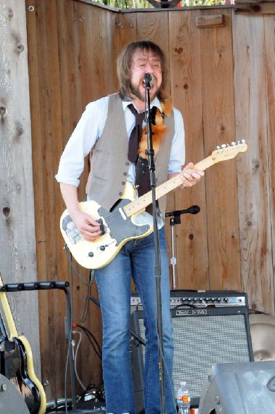 The Golden Dogs at the Roky Erickson Ice Cream Social at Threadgill's, Aust