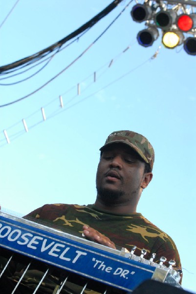 The Lee Boys at The Back Yard, Austin, Texas