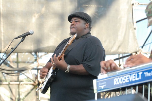 The Lee Boys at The Back Yard, Austin, Texas