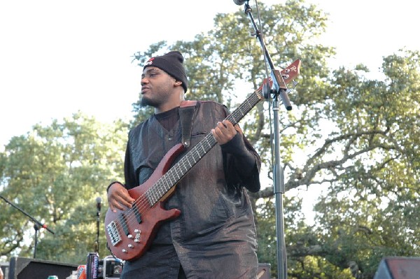 The Lee Boys at The Back Yard, Austin, Texas