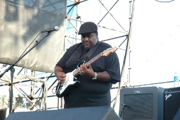 The Lee Boys at The Back Yard, Austin, Texas