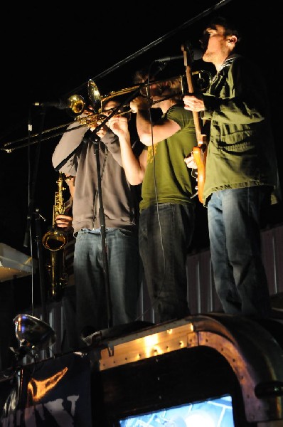 The Peoples Party perform in the street, Austin, Texas, SXSW 2008