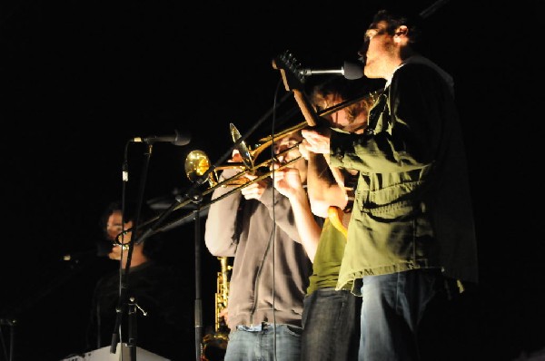 The Peoples Party perform in the street, Austin, Texas, SXSW 2008