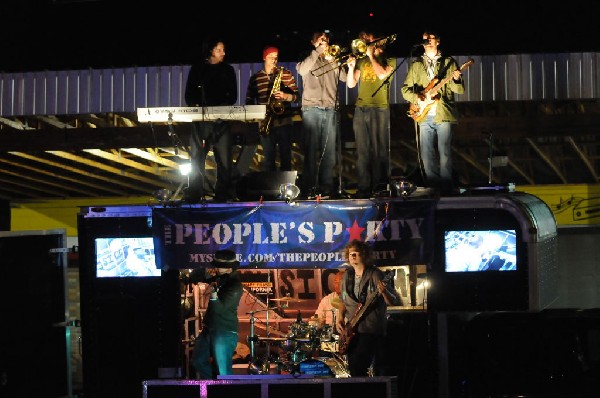 The Peoples Party perform in the street, Austin, Texas, SXSW 2008