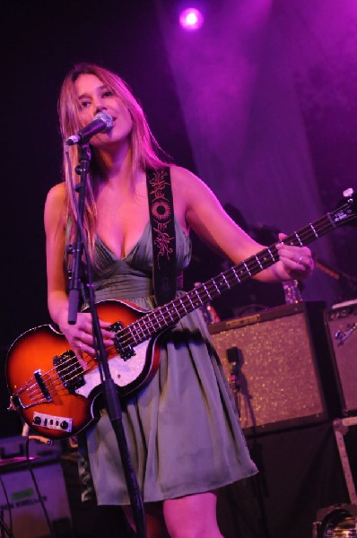 The Wellspring at Stubb's BarBQ, Austin, Texas April 16, 2011 - photo by Je