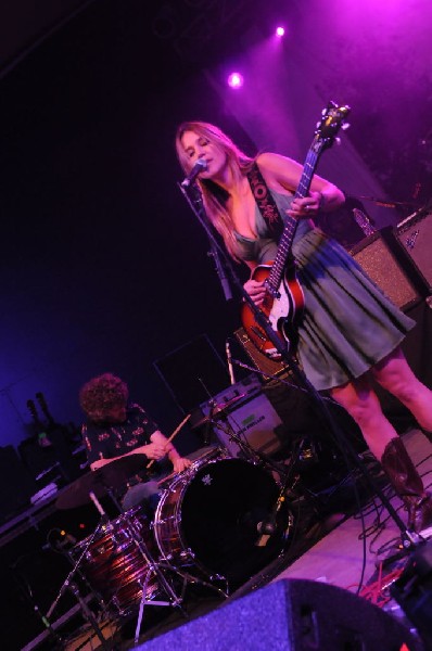 The Wellspring at Stubb's BarBQ, Austin, Texas April 16, 2011 - photo by Je