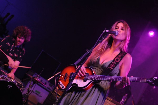 The Wellspring at Stubb's BarBQ, Austin, Texas April 16, 2011 - photo by Je