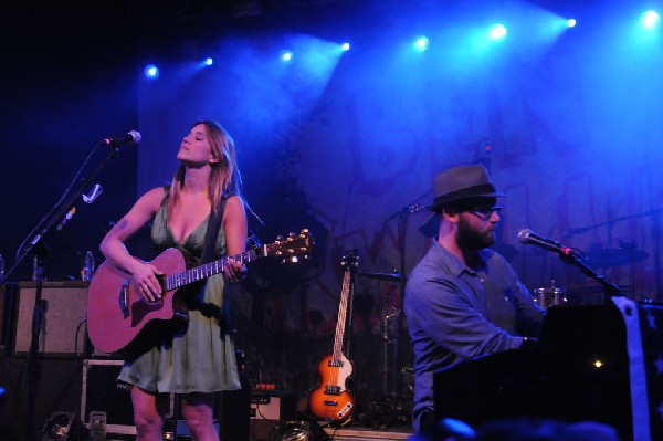 The Wellspring at Stubb's BarBQ, Austin, Texas April 16, 2011 - photo by Je