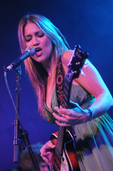 The Wellspring at Stubb's BarBQ, Austin, Texas April 16, 2011 - photo by Je