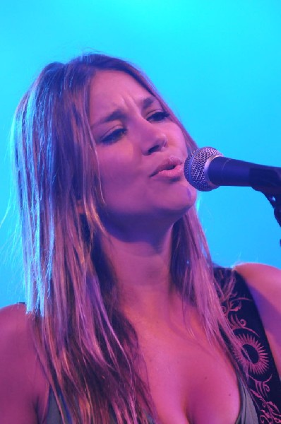 The Wellspring at Stubb's BarBQ, Austin, Texas April 16, 2011 - photo by Je