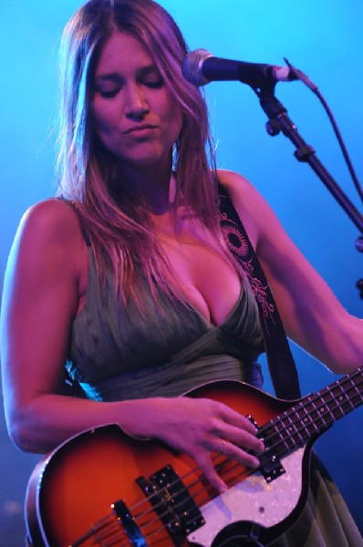 The Wellspring at Stubb's BarBQ, Austin, Texas April 16, 2011 - photo by Je