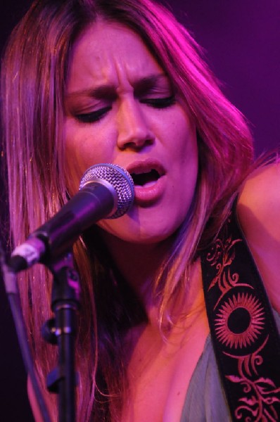 The Wellspring at Stubb's BarBQ, Austin, Texas April 16, 2011 - photo by Je