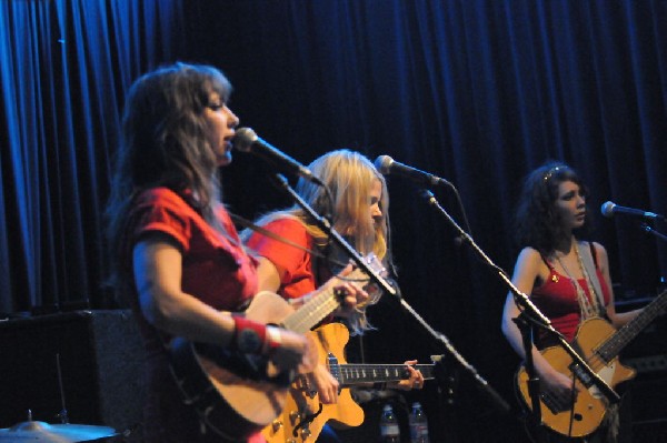 Those Darlins at Stubb's BarBQ, SXSW 2009, BMI Howdy Texas Party