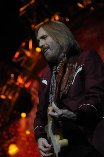 Tom Petty and the Heartbreakers at the  Verizon