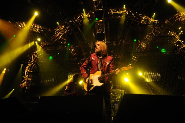 Tom Petty and the Heartbreakers at the  Verizon