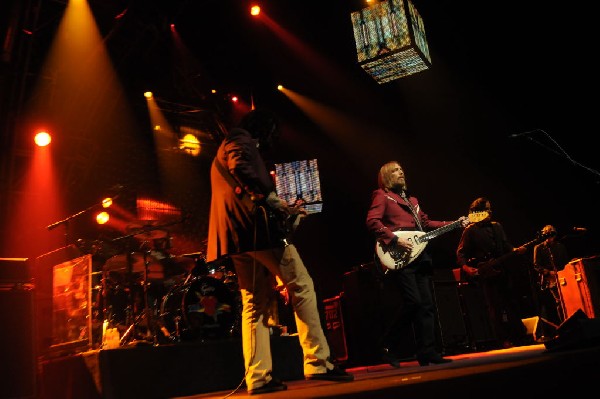 Tom Petty and the Heartbreakers at the  Verizon