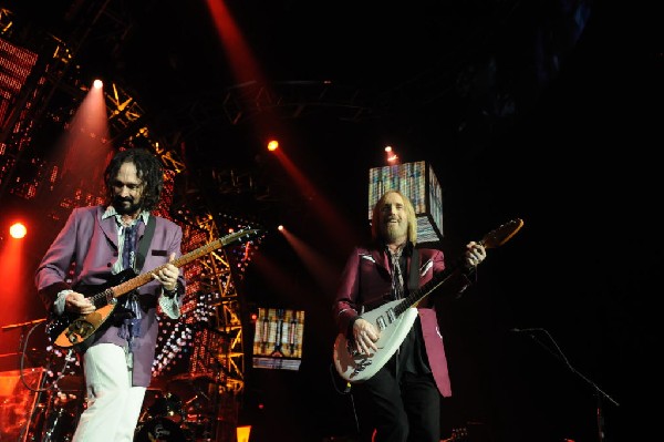 Tom Petty and the Heartbreakers at the  Verizon