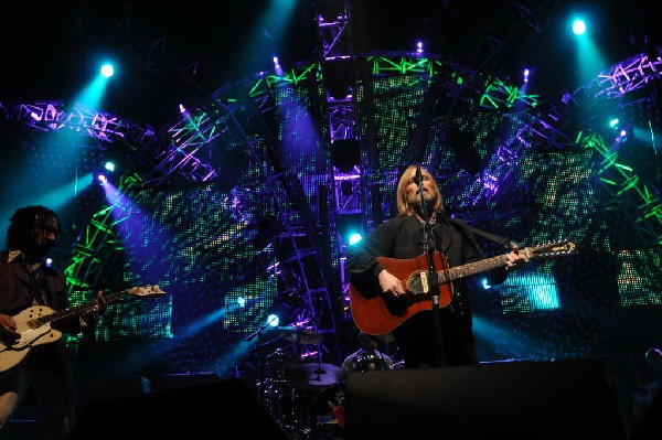 Tom Petty and the Heartbreakers at the  Verizon