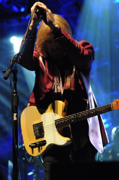 Tom Petty and the Heartbreakers at the  Verizon
