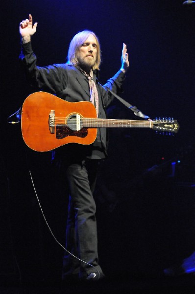 Tom Petty and the Heartbreakers at the  Verizon