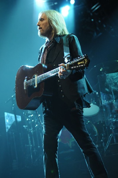 Tom Petty and the Heartbreakers at the  Verizon