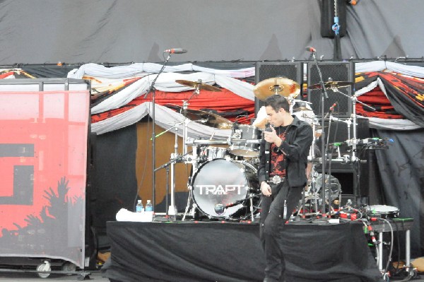Trapt at the Verizon Wireless Amphitheater, Selma, Texas