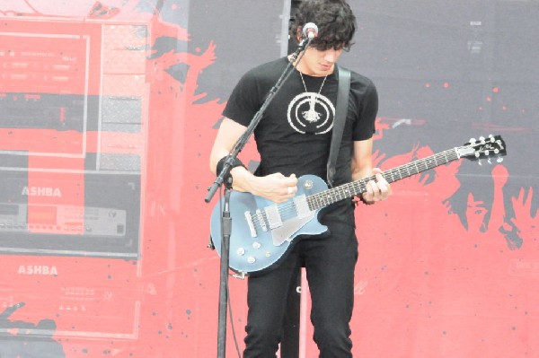 Trapt at the Verizon Wireless Amphitheater, Selma, Texas