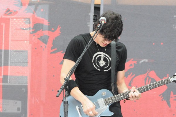 Trapt at the Verizon Wireless Amphitheater, Selma, Texas