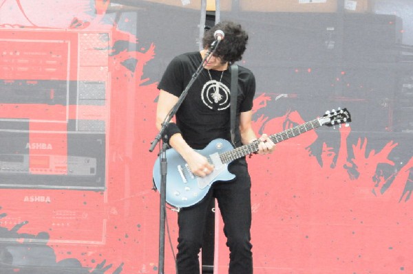 Trapt at the Verizon Wireless Amphitheater, Selma, Texas