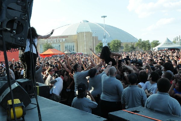 Trivium at the Mayhem Festival 2009 at the AT&T Center, San Antonio