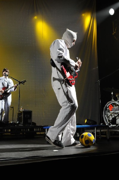 Weezer at the Frank Erwin Center