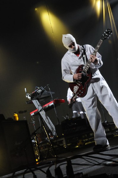 Weezer at the Frank Erwin Center