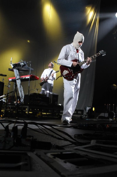 Weezer at the Frank Erwin Center