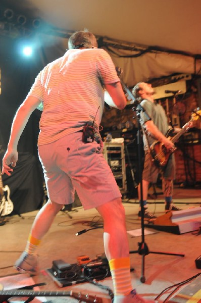 Weezer at Stubb's BarBQ, Austin, Texas 06/06/11 - photo by Jeff Barringer
